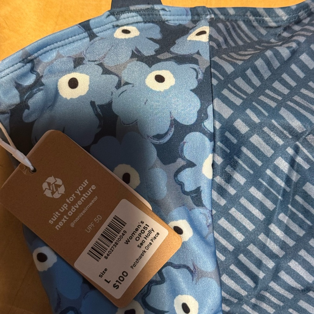 Nani Swimwear Patchwork One Piece Swimsuit Blue Floral Sea Holly Large NWT - Picture 3 of 3